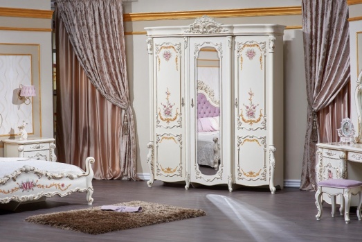 Шкаф 3-х дв. ВЕНЕЦИЯ Сlassic крем